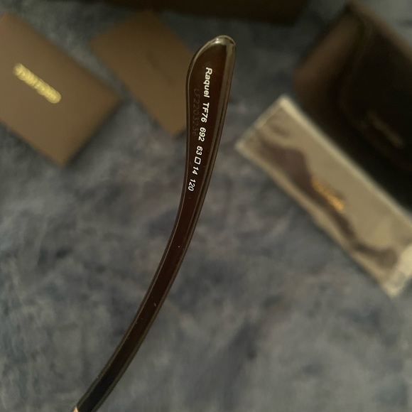 TomFord  classic sunglasses - Picture 3 of 5